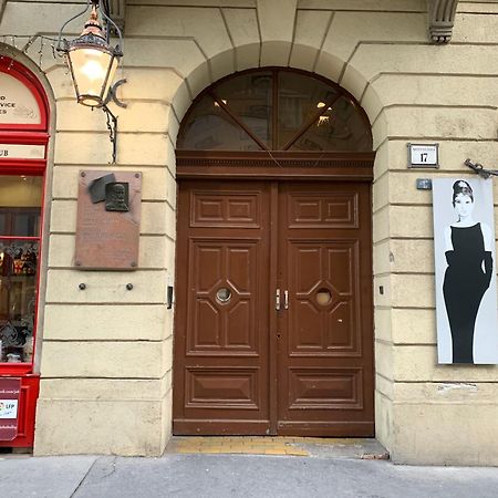 Chain Bridge Apartment Budapest Exterior foto